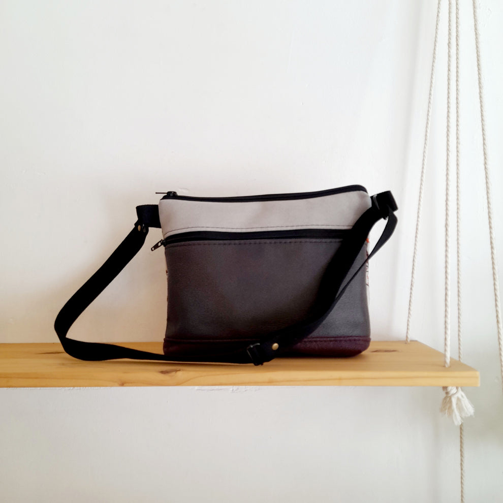 Bolso mediano sloOw. Textura rosada