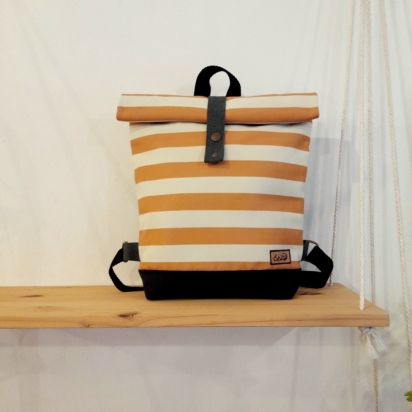 Rolltop de Rayas camel y blanco