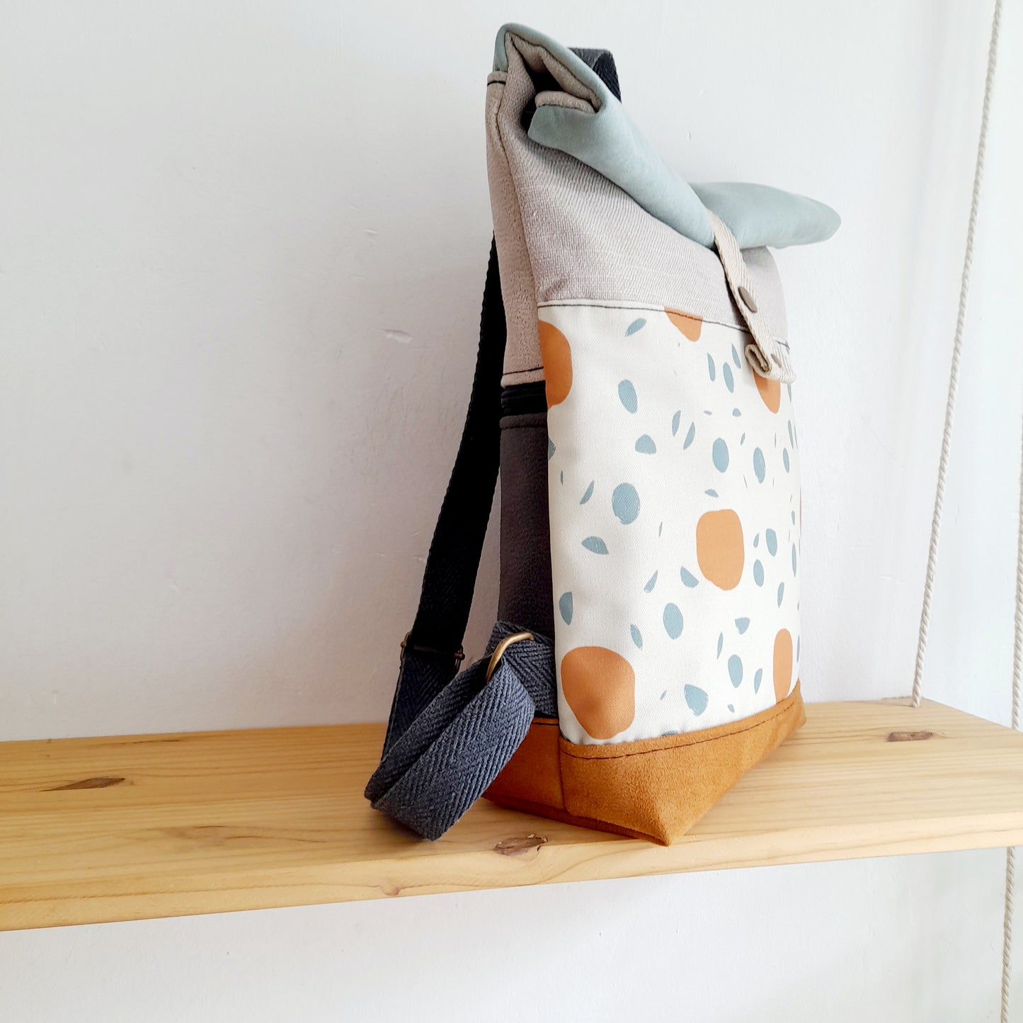 Rolltop de Círculos con camel y azul