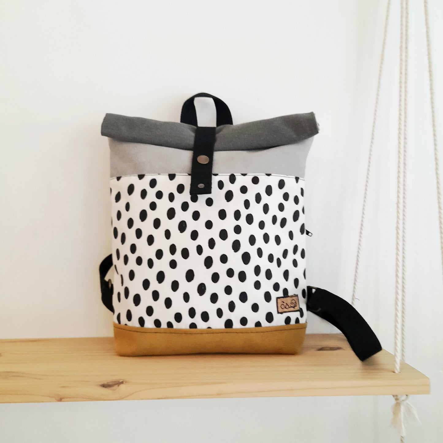 Rolltop de Puntitos con mostaza y gris