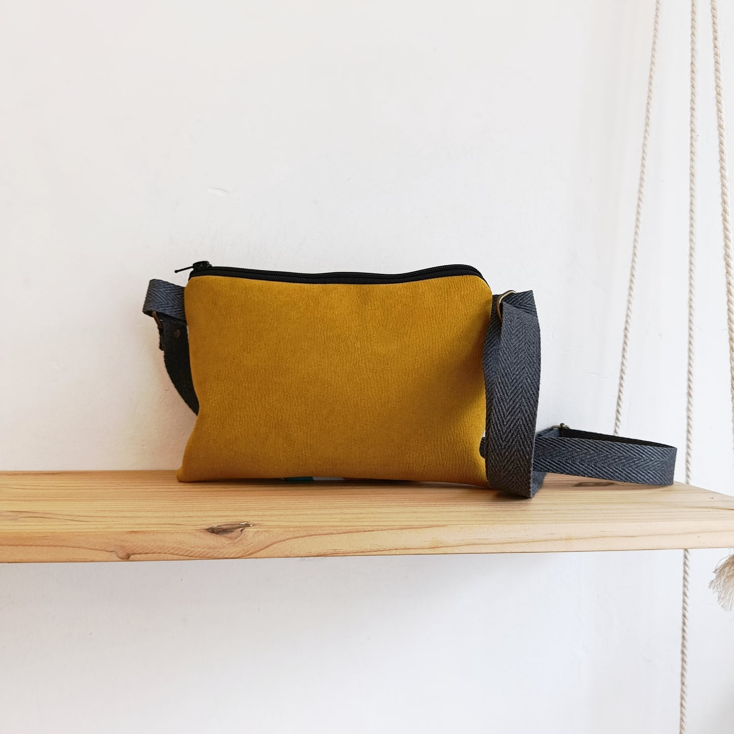 Bolso pequeño de Puntitos y mostaza