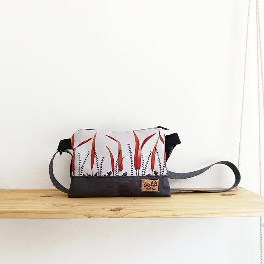 Bolso pequeño sloOw con tela Hierbas rojas y gris oscuro