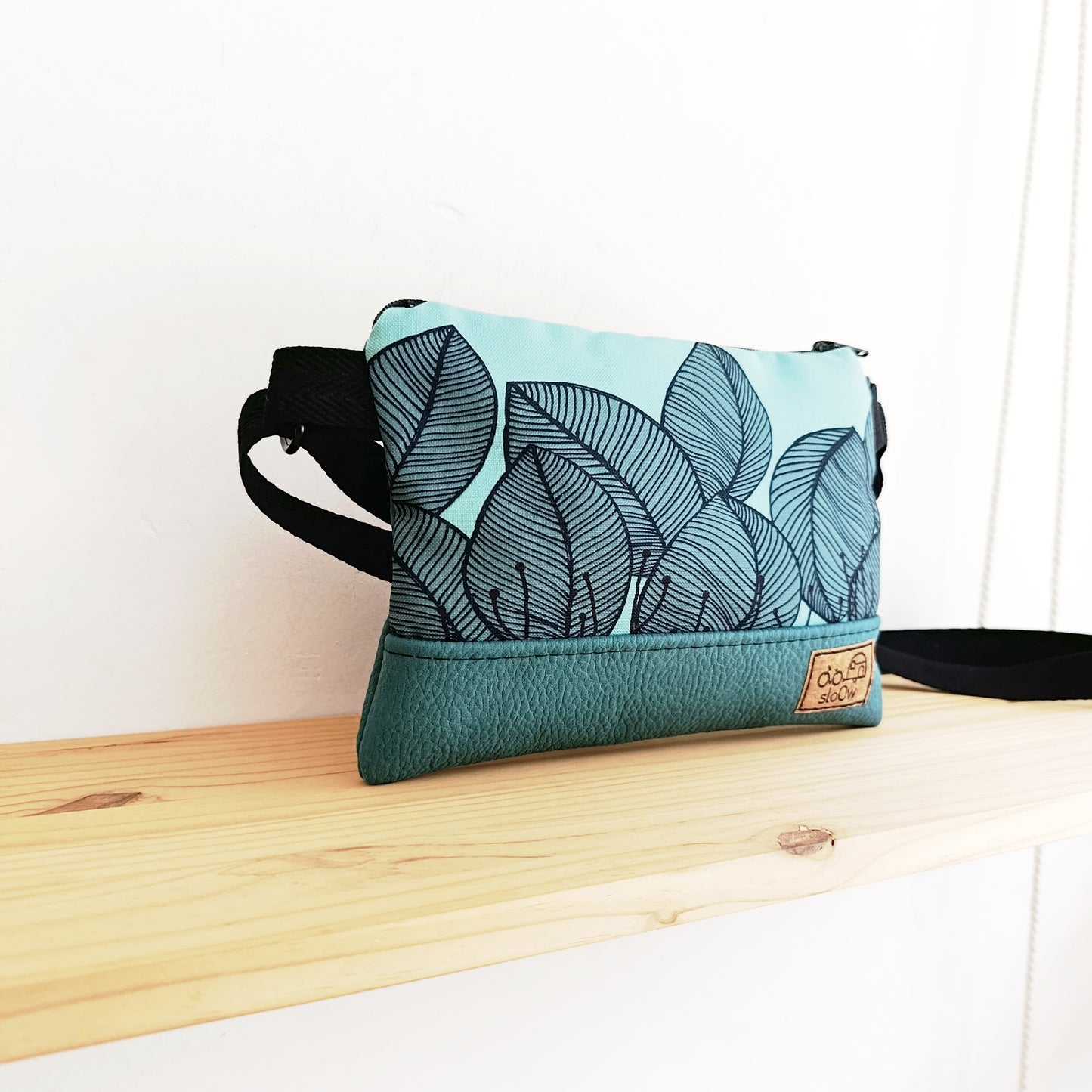 Bolso pequeño sloOw con tela de Hojas turquesas