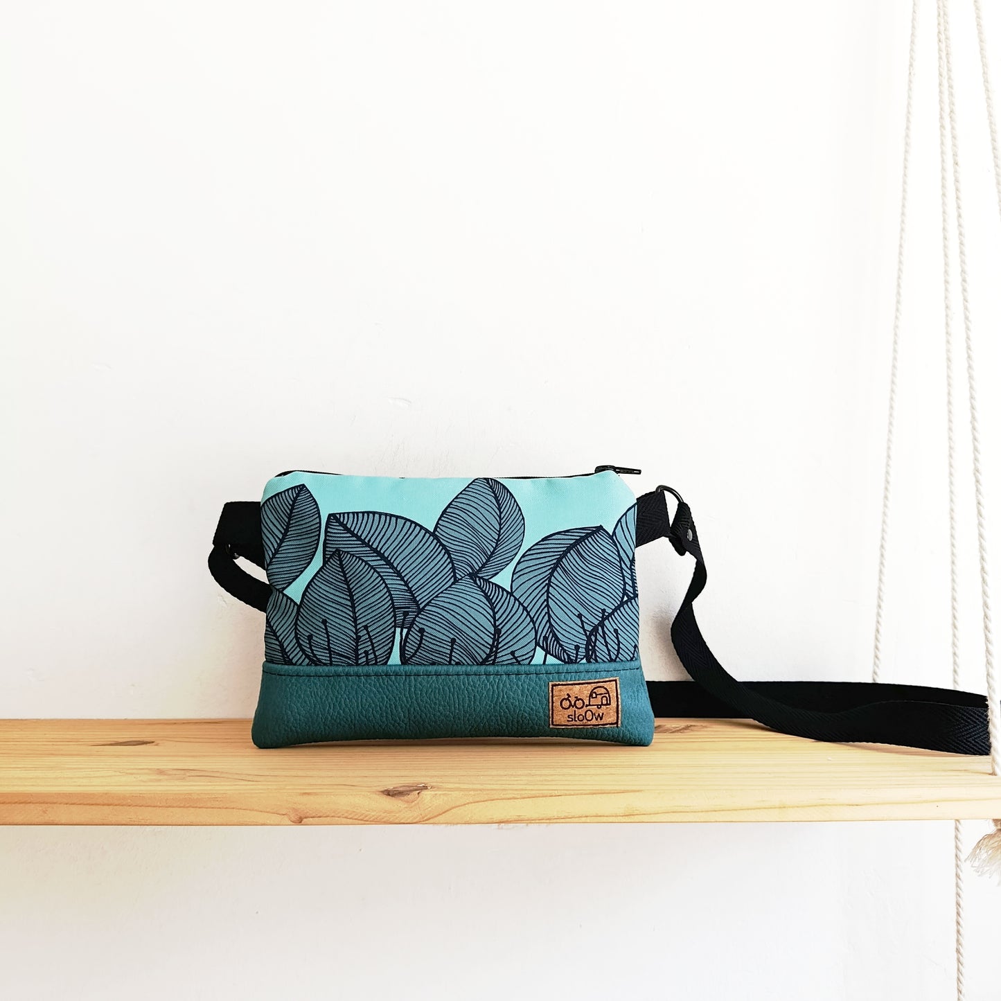 Bolso pequeño sloOw con tela de Hojas turquesas