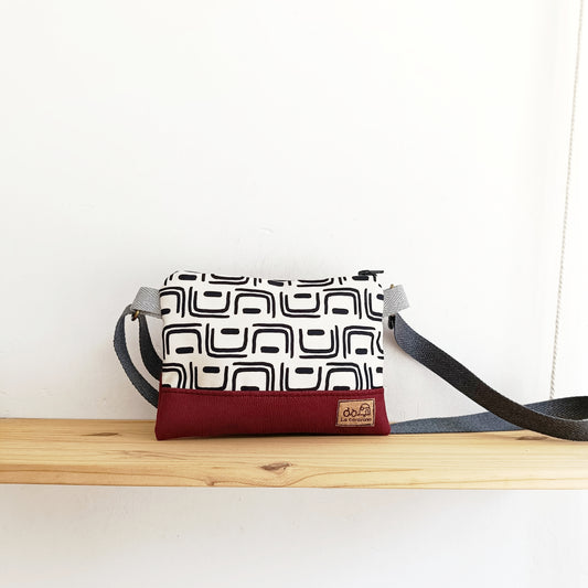 Bolso pequeño con tela de Geometría negra y granate