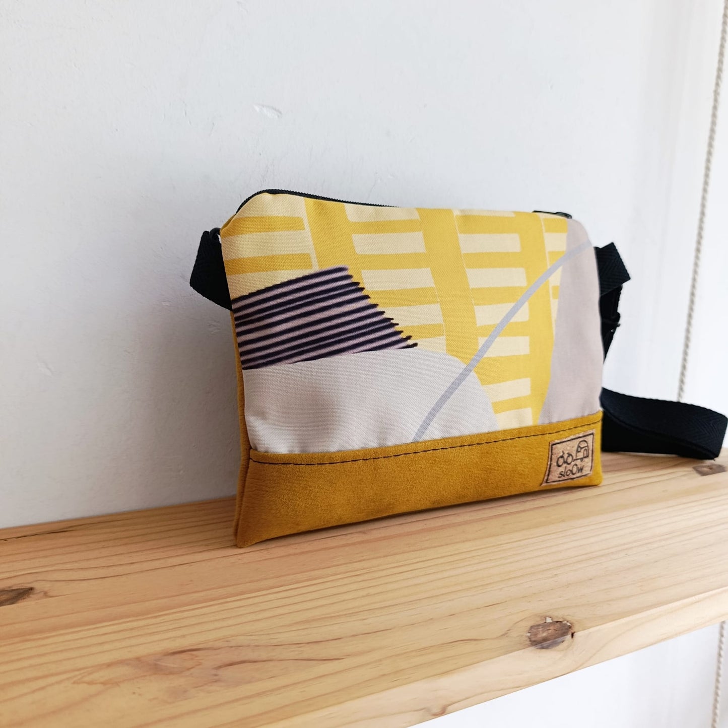 Bolso pequeño sloOw con tela de Collage amarillo