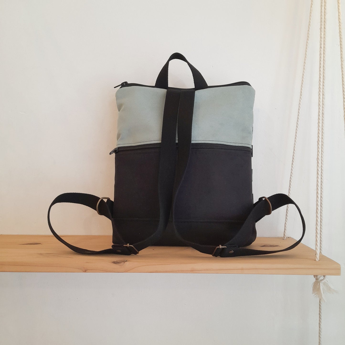 Mochila rectángulo de rayas con negro y turquesa