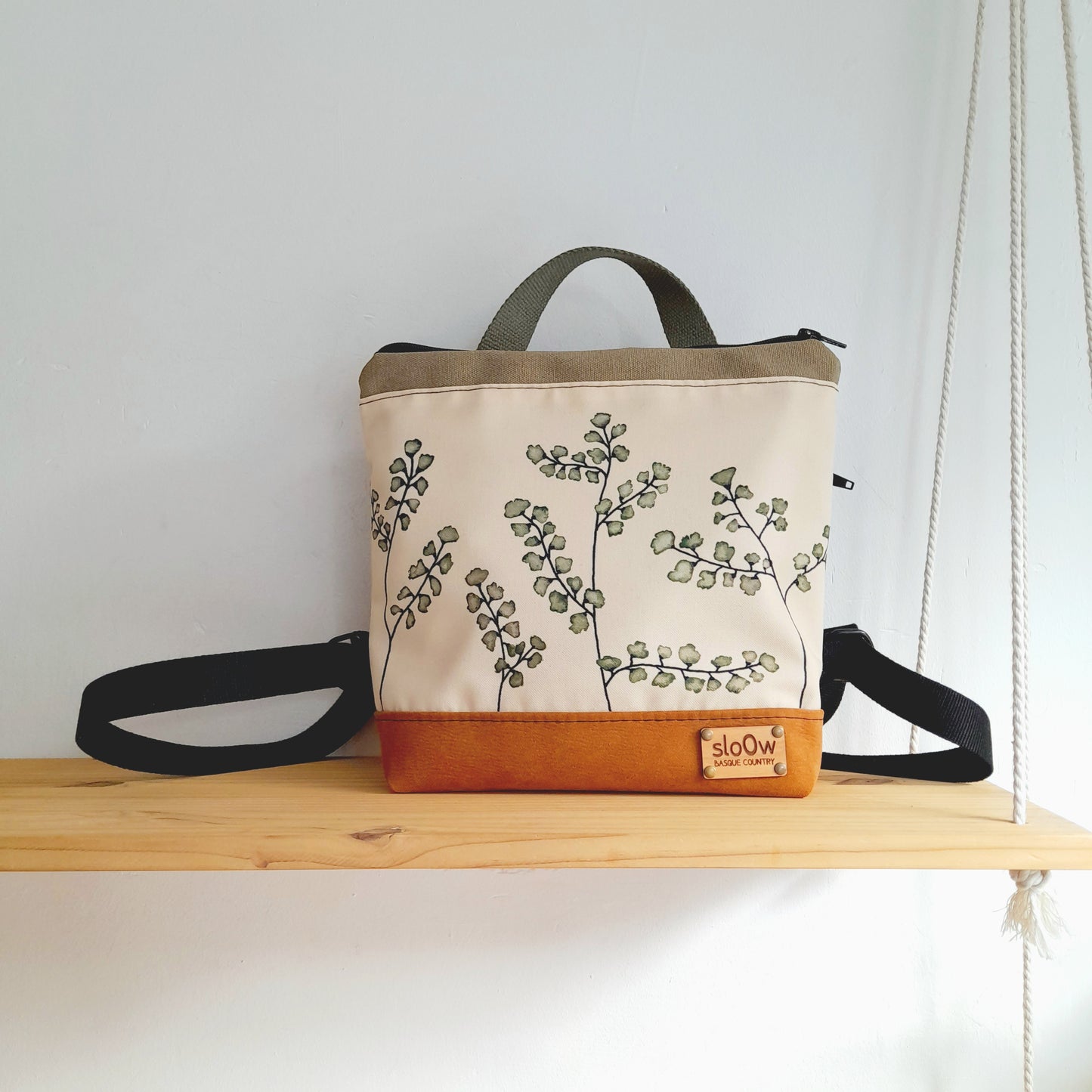 Mochila cuadrada sloOw de Helechos con juego de verdes